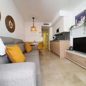 Apartamento Con Parking Con Piscina Junto A La Playa, Benalmádena